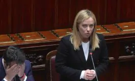Giorgia Meloni sul banco del Governo alla Camera