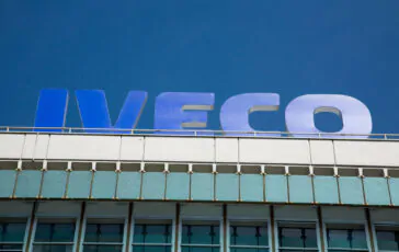 Operaio morto durante il turno di notte all'Iveco di Suzzara: protesta dei sindacati