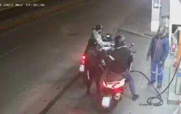 Napoli furto scooter