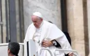 Papa Francesco lascia ospedale