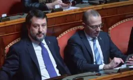 Matteo Salvini con Massimiliano Romeo in aula