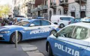 La polizia insegue e ferma un 43enne