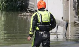 Le esequie delle vittime dell'alluvione sono strazianti