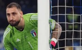 Donnarumma con la maglia della nazionale italiana di calcio