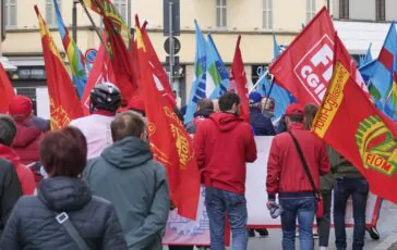 Manifestanti in raduno a Roma