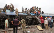 Treno passeggeri deragliato in India