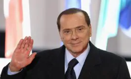 Morte Silvio Berlusconi Mediaset programmazione