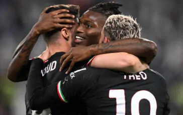 Serie A, il Milan liquida il Verona nella notte dell'addio di Ibrahimovic