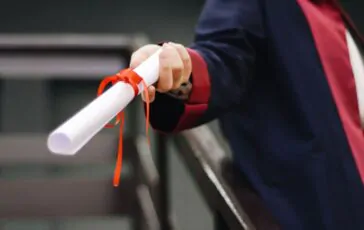 Una pergamena di laurea