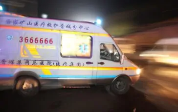 Ambulanza Cina