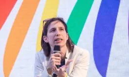 Elly Schlein al Pride di Milano parla delle famiglie omogenitoriali