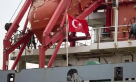 nave turca migranti Napoli