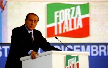 Offese a Berlusconi nella sede di Forza Italia a Firenze