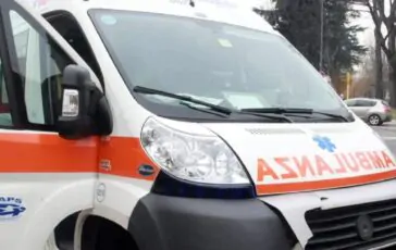 ambulanza accorre per incidente Catanzaro