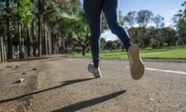 Come perdere peso con la camminata veloce: consigli e rimedi