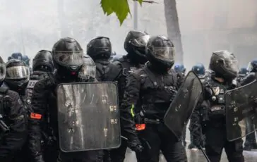 gendarmerie rivolte Francia
