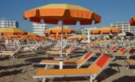 Gli aumenti registrati per le vacanze 2023 in Italia