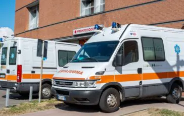 24enne morta dopo essere stata dimessa dall'ospedale