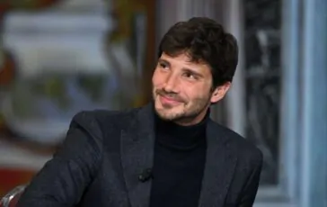 Stefano De Martino ha tradito Belen? La risposta lapidaria a Belve