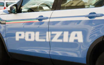 19enne picchiato e investito ad Anzio arrestati aggressori