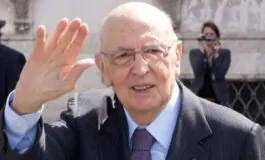 morte napolitano funerali