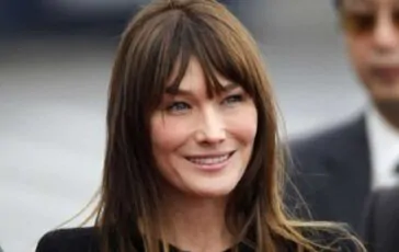 Carla Bruni: "Mi è stato diagnosticato un tumore"