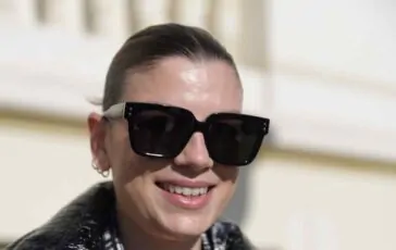 Emma Marrone bacia un ragazzo durante il suo concerto: di chi si tratta