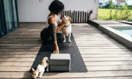 yoga con cane gatto 265x160