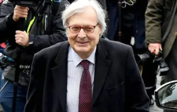 Vittorio Sgarbi dimissioni