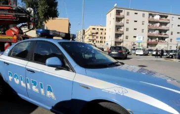 Cariche contro studenti Pisa capo della polizia