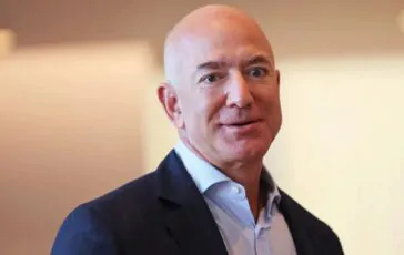 azioni amazon jeff bezos