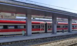 Tragedia sui binari a Bellizzi: uomo morto investito da un treno