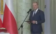 Polonia, primo ministro Tusk: "Guerra con la Russia inevitabile"