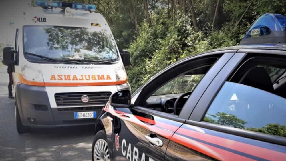 https://www.notizie.it/wp-content/uploads/2024/04/ambulanza-carabinieri-7.jpg