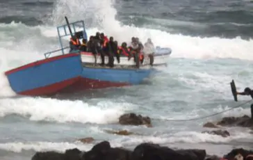 90 persone sono morte in un naufragio per fuggire dal colera