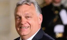 Orban: richiesta di dimissioni