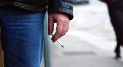 Torino introduce un divieto di fumo all'aperto