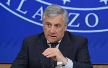 Iran attacca Israele: le parole di Tajani e la posizione dell'Italia