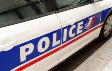 Incendio a Parigi, tre morti: uno aveva un proiettile in testa