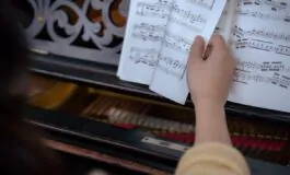 Corso online di Liana D'Angelo per imparare a suonare il pianoforte