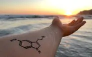 Proteggere i tatuaggi dai danni del sole: come farlo al meglio