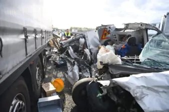 Tragico incidente sull'A1: tratto chiuso in direzione Firenze, due morti