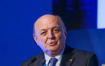 featured 1965172 364x230