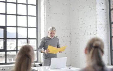 Regali aziendali personalizzati per aumentare la visibilità e la fidelizzazione