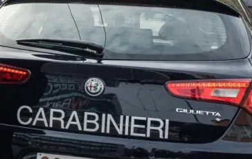 donne in caserma napoli