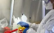 Mascherine non più obbligatorie nei reparti con persone fragili