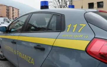 Blitz di don Coluccia contro gli spacciatori