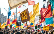 Manifestazione pro Palestina a Roma con migliaia di persone