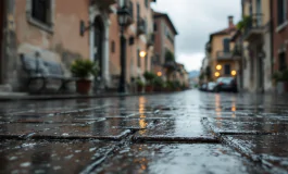 Immagine di grandine e danni causati dal maltempo in Italia