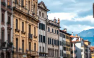 Grafico che mostra il calo della qualità dei servizi sanitari in Lombardia nel 2023